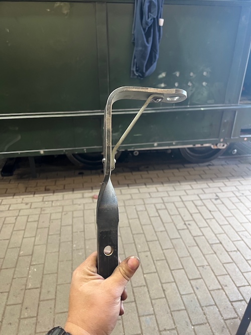 250522 Halter Vakuummeter