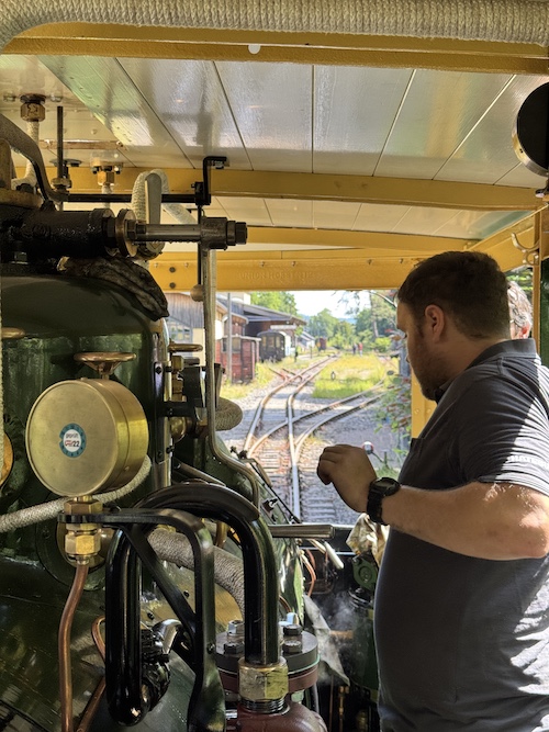 250704 Benni bei der Arbeit Kopie